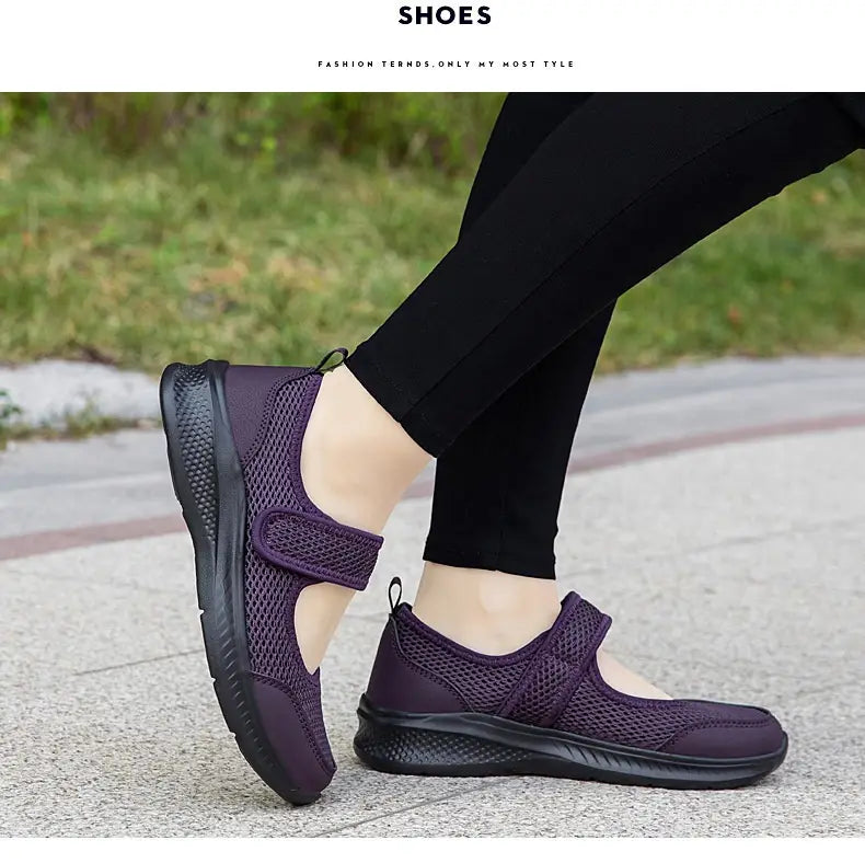 Low-top Thick Bottom Hollow Buckle Casual Mesh Shoes For The Old