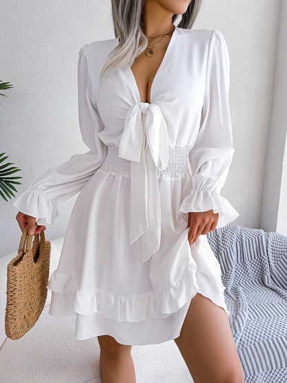 Lace-Up Beach Dress – Sexy V-Neck Long Sleeve Look