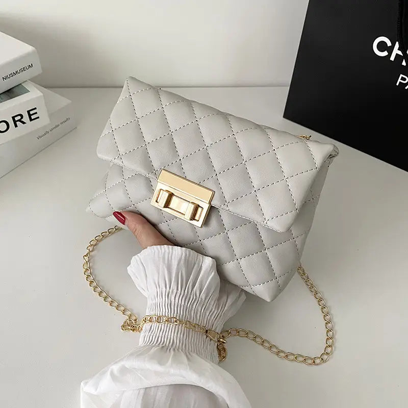 All-match Diamond Plaid Embroidered Women’s Twist Lock Bag